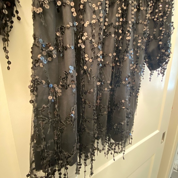Off shoulder sequin dress - Picture 2 of 3